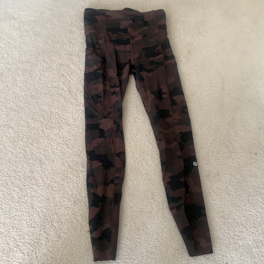 Lululemon Fast and Free 25’ leggings